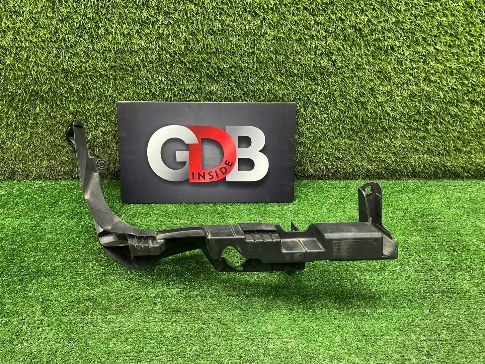 Кронштейн фары BMW X1 19.12.2012 51642990180 E84 N20B20A, передний правый