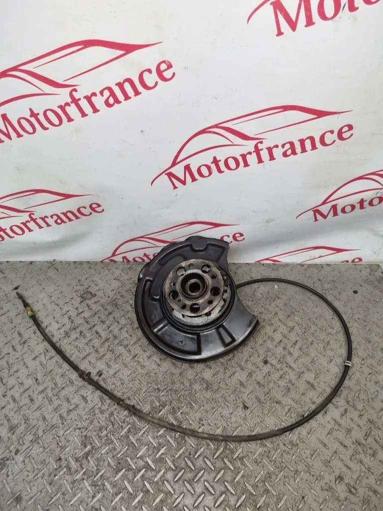 Кулак поворотный Mercedes-Benz E-Class A2113508308 W211, задний левый