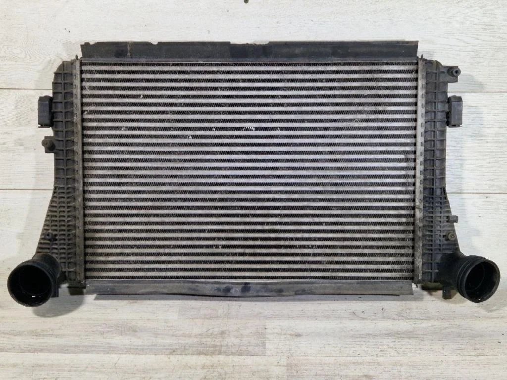 Интеркулер Volkswagen Passat B6 2006