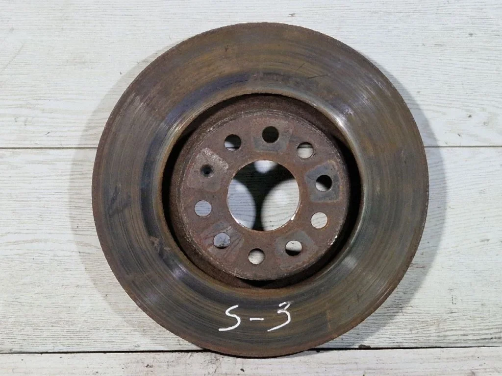 Тормозной диск Volkswagen Passat B6 2006