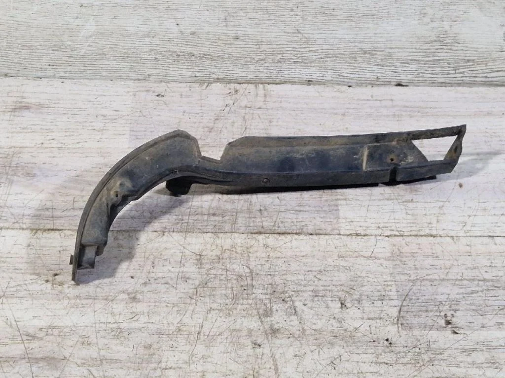 Кронштейн бампера Volkswagen Passat B6 2006