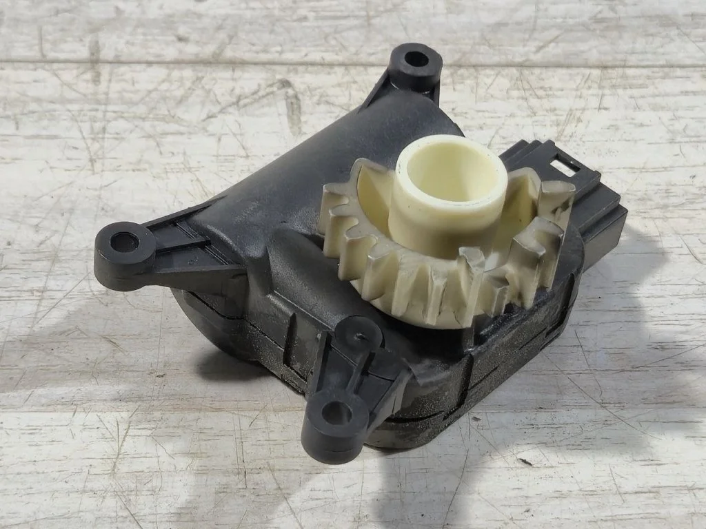 Сервопривод заслонок печки Volkswagen Passat B6 2006
