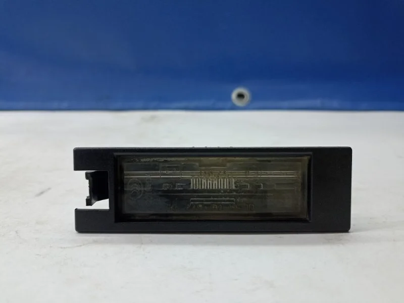 Фонарь подсветки номера Chevrolet Cobalt 2010-2021 13251936 T250