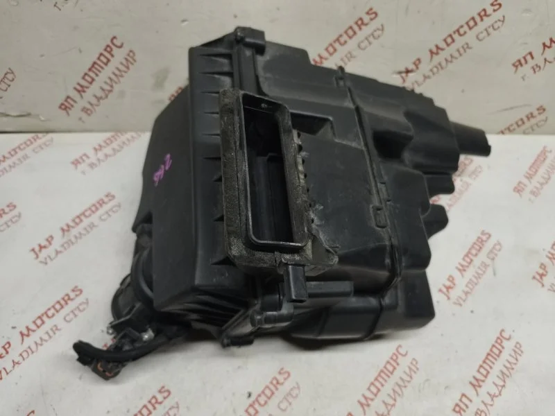 Корпус воздушного фильтра Peugeot 308 AH01 2018