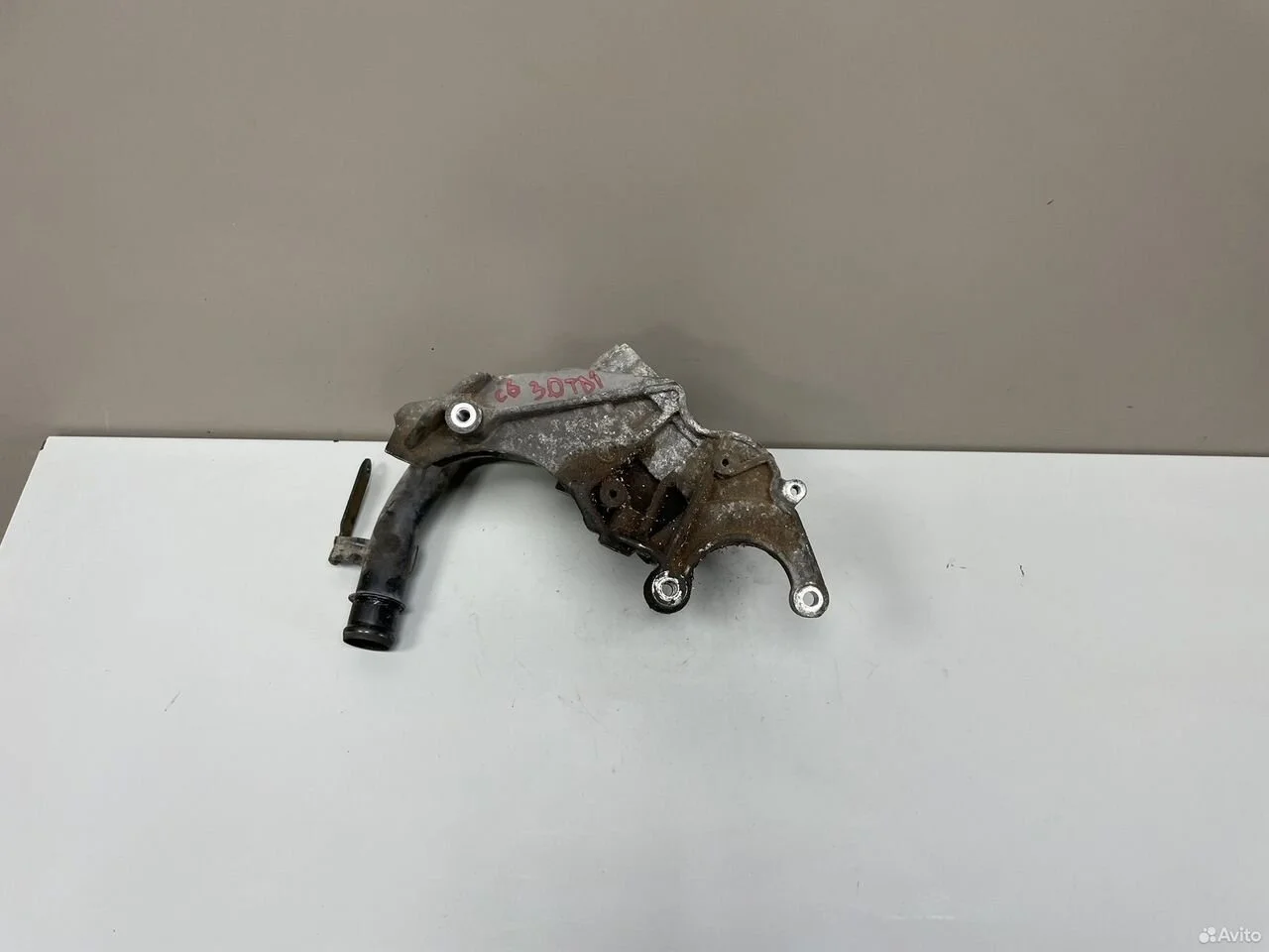 Кронштейн гур audi a6 4f c6 cdy