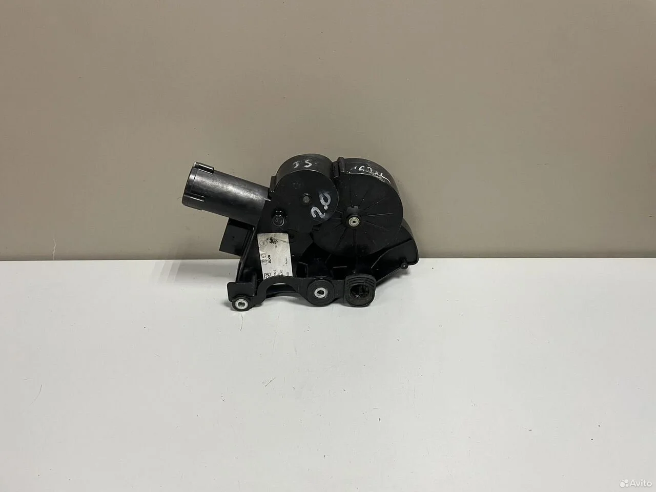 Доводчик багажника audi a8 s8 4e d3 ауди а8 4е д3