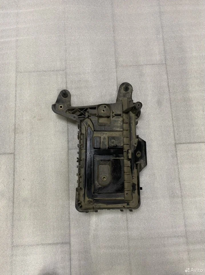 Площадка аккумулятора skoda octavia a5 1z