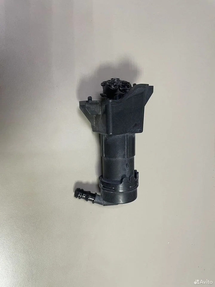 Форсунка омывателя фар левая audi a6 c6 4f