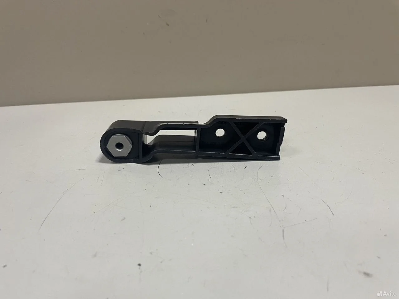 Новый vag кронштейн бампера правый audi a6 4f c6