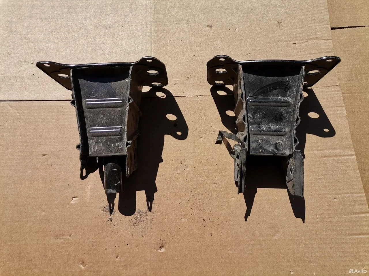 Кронштейн усилителя audi a3 8p 8p0807134a