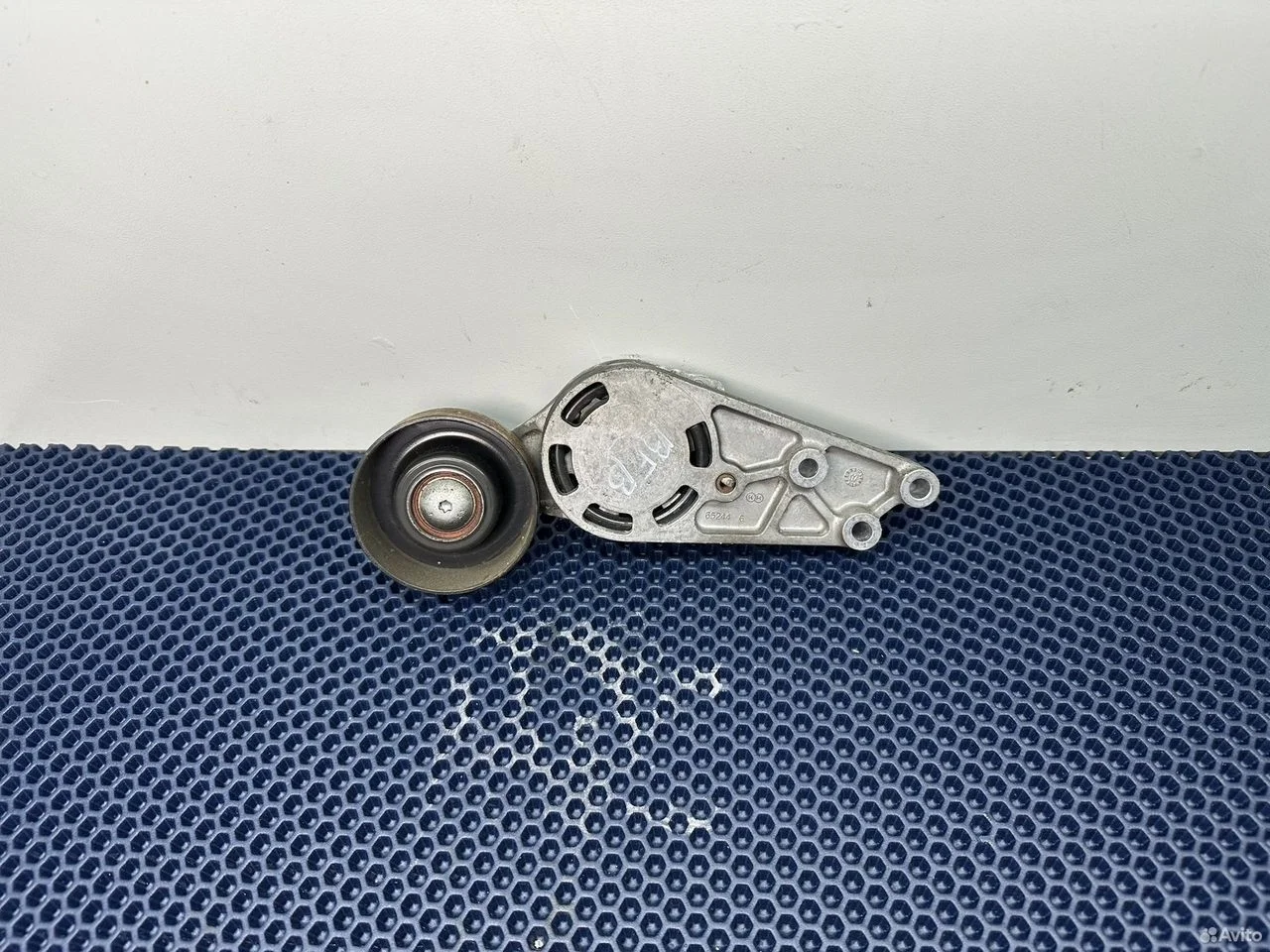 Натяжитель приводного ремня audi a4 8e b6 b7