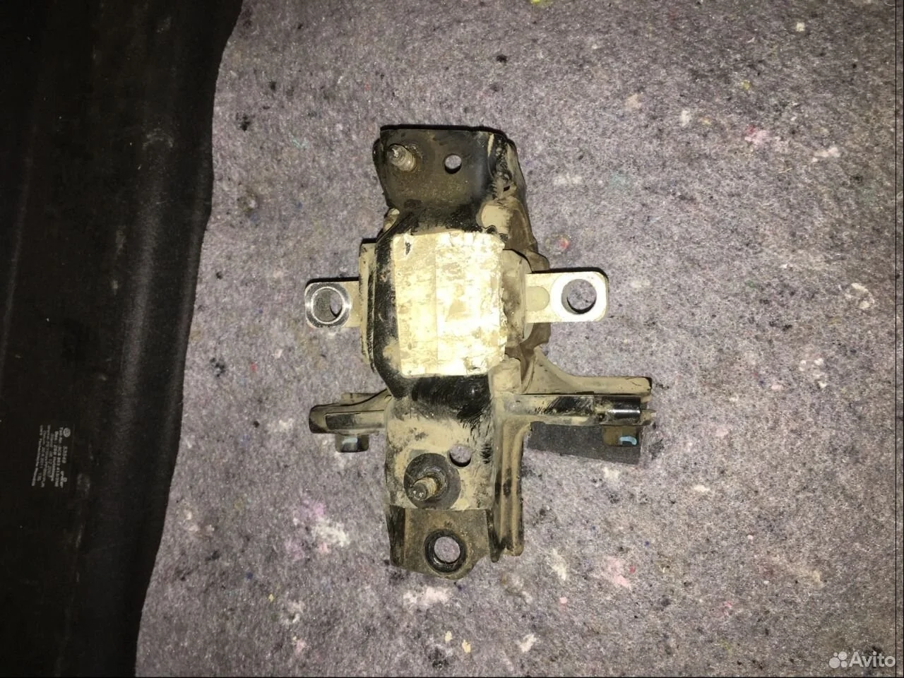 Опора мкпп 6q0199555as vw polo 5 седан