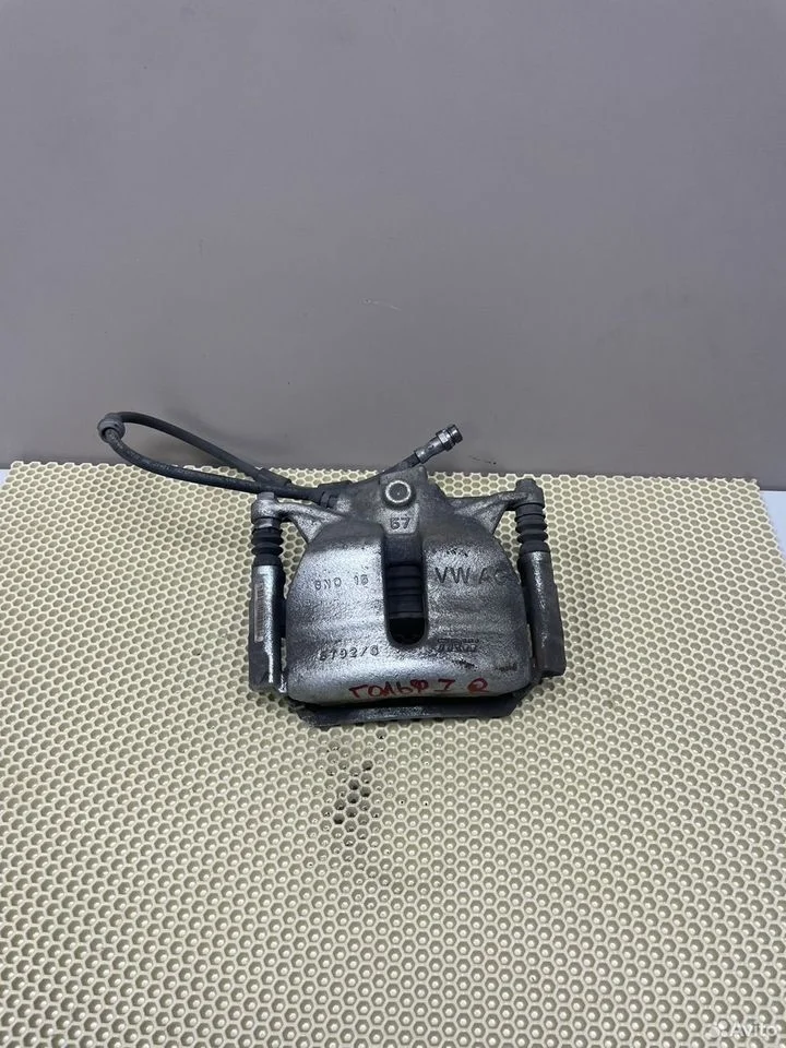 Суппорт передний правый volkswagen golf 7 5g