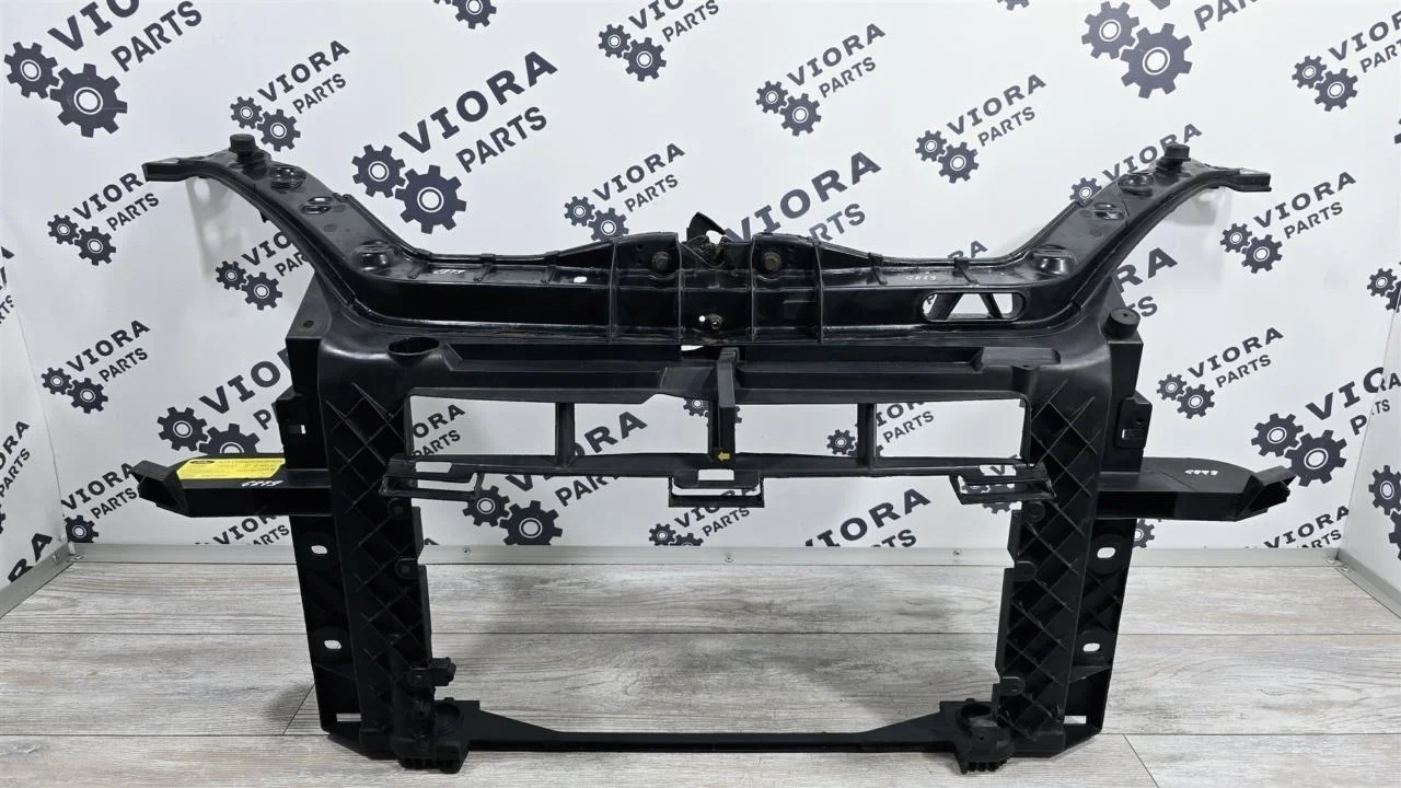 Панель передняя Ford Fusion 2006 1518178 JU FXJA