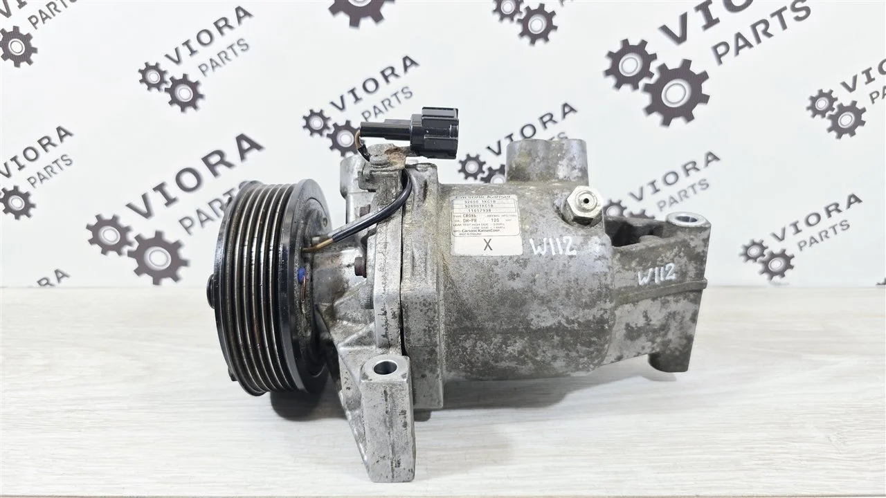 Компрессор кондиционера Nissan Juke 2012 926001KC1B YF15 MR16DDT
