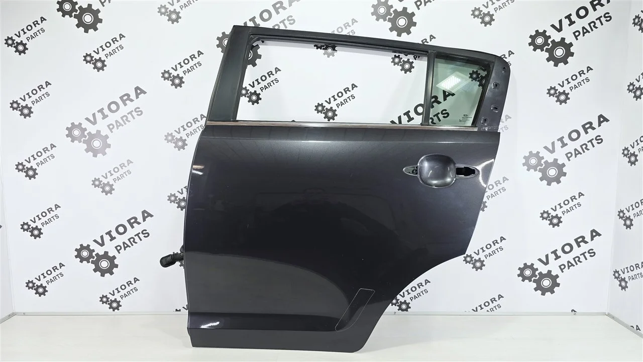Дверь Kia Sportage 2013 770033W000 SL D4FD, задняя левая