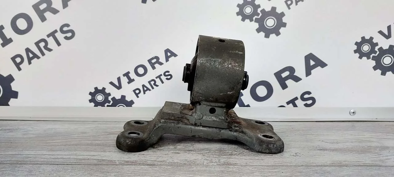 Опора двигателя Mitsubishi Lancer 9 2005 MR491557 CS3A 1.6 4G18, левая