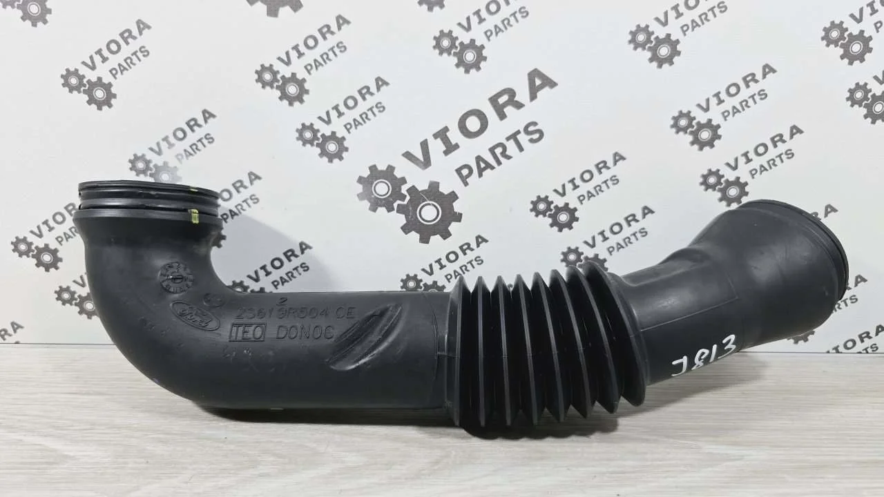 Патрубок воздушного фильтра Ford Fusion 2007 1329626 JU FXJA