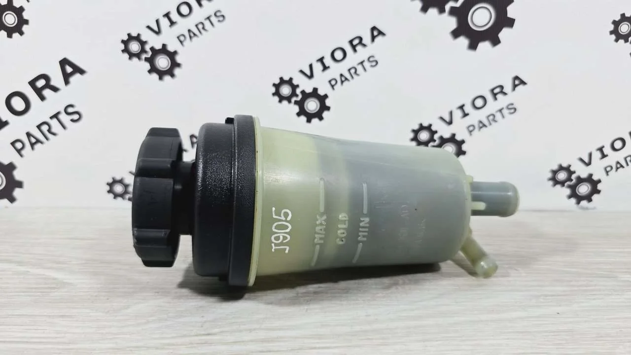 Бачок гидроусилителя руля Ford Focus 2010 1420238 2 SHDA