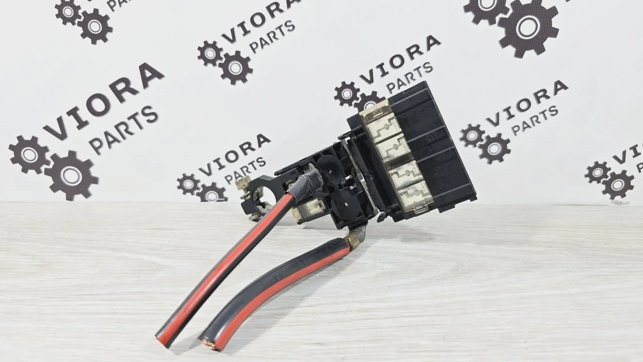 Блок предохранителей Nissan Juke 2014 2438079915 YF15 HR16DE