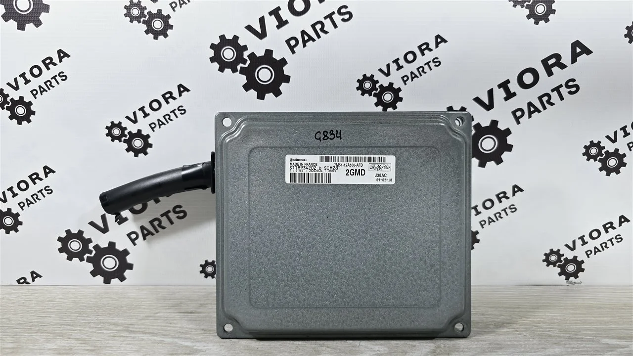 Блок управления двигателем Ford Focus 2009 1333603 2 SHDA