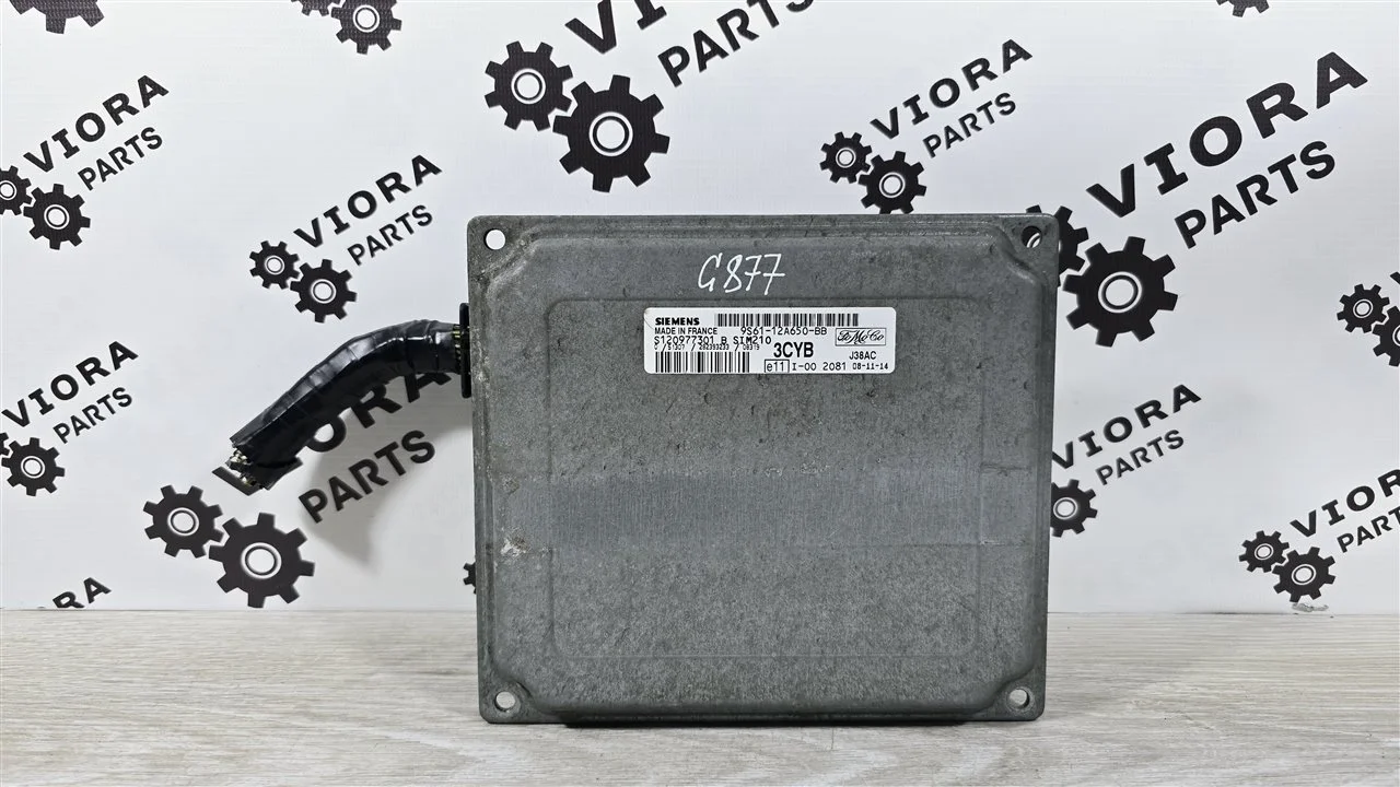 Блок управления двигателем Ford Fusion 2009 1360194 JU FXJA