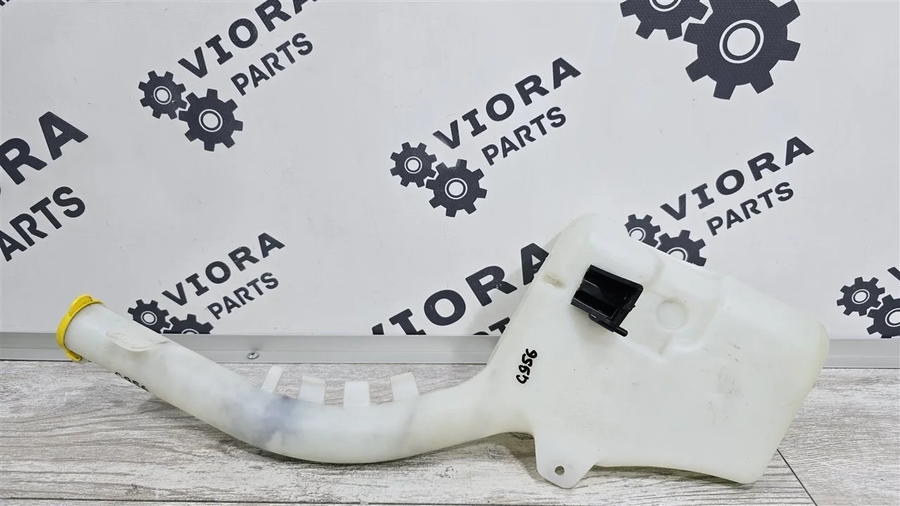 Бачок омывателя лобового стекла Ford Fusion 2006 1354170 JU FXJA