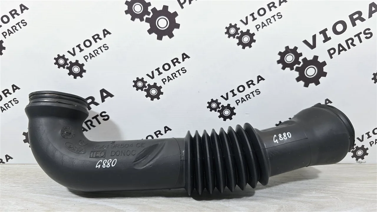 Патрубок воздушного фильтра Ford Fusion 2008 1329626 JU FXJA