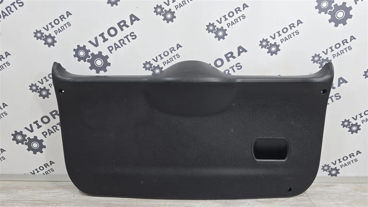 Обшивка крышки багажника Ford Fusion 2007 1379906 JU FYJA