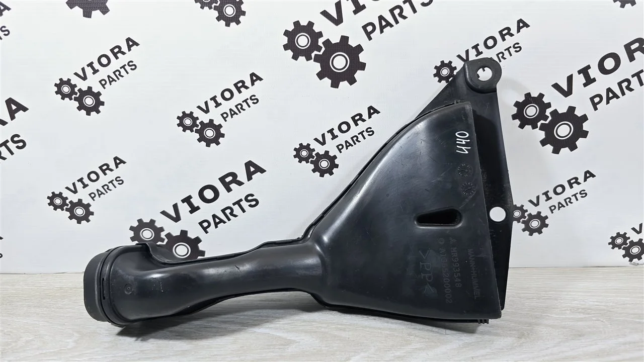 Воздухозаборник Mitsubishi Colt 2005 MR993548 Z3 4A91