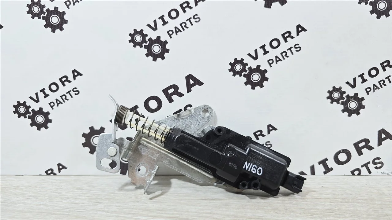 Активатор замка багажника Ford Fusion 2010 1481081 JU FYJA