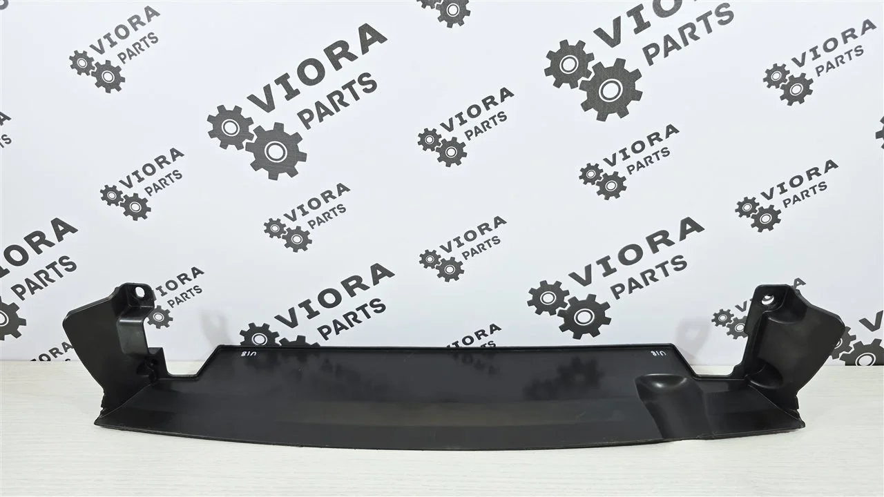 Дефлектор радиатора нижний (МКПП) Ford Fusion 2008 1363593 JU FYJA