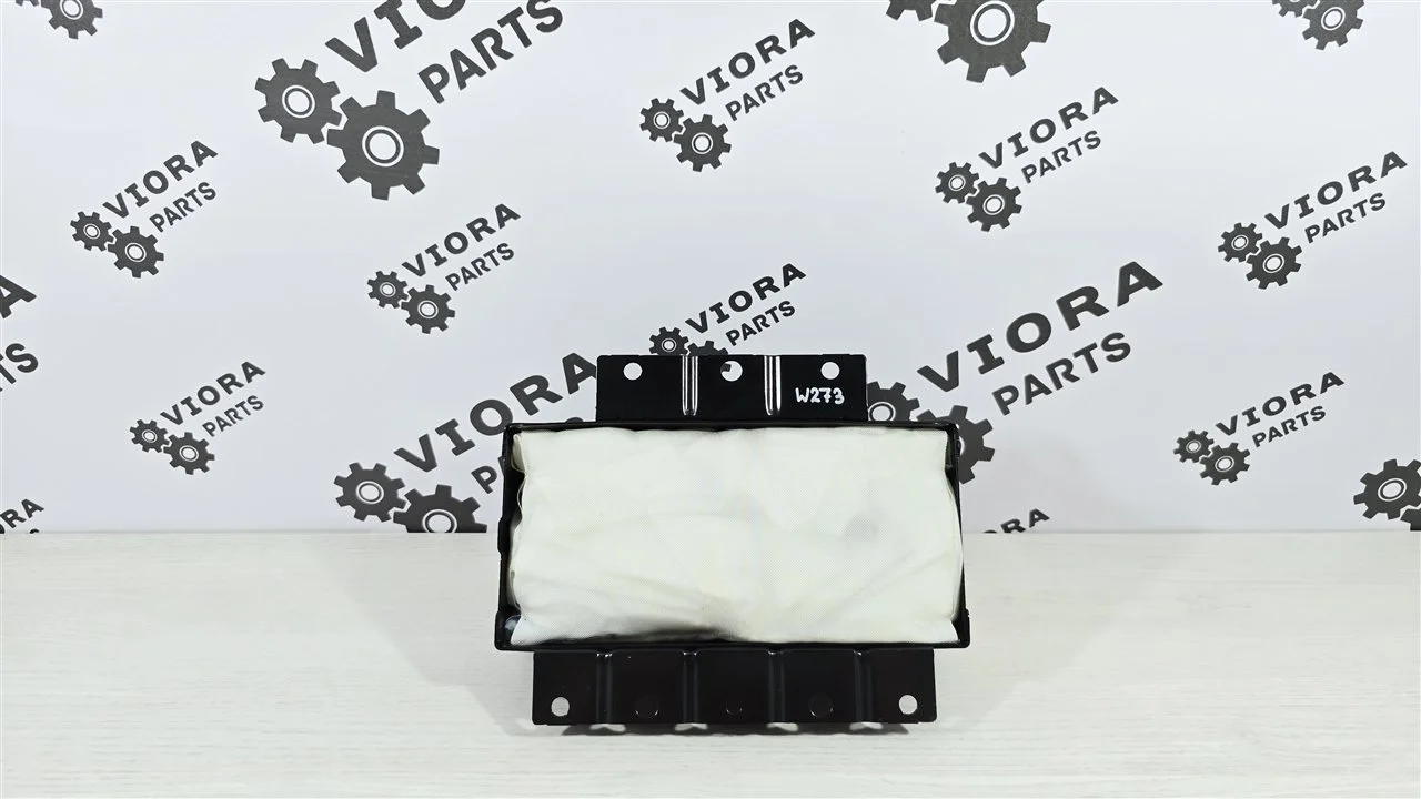 Подушка безопасности в торпедо Kia Ceed 2010 845301H900 ED D4FB