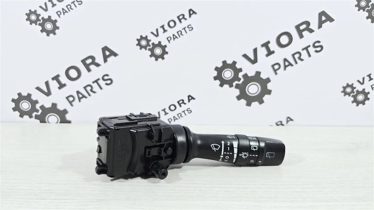 Переключатель подрулевой Kia Venga 2012 934202K560 YN D4FC, правый