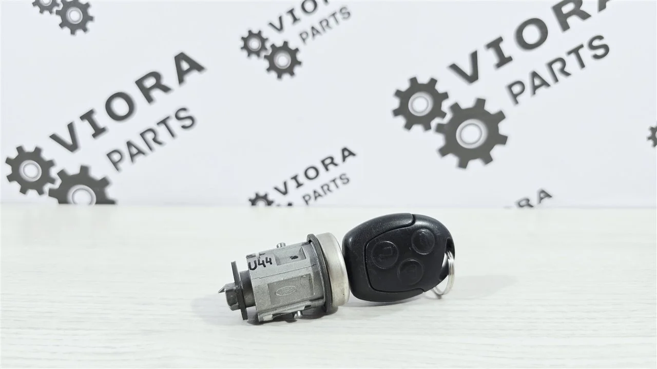 Личинка замка зажигания Ford Fiesta 2007 4355452 MK5 FXJA