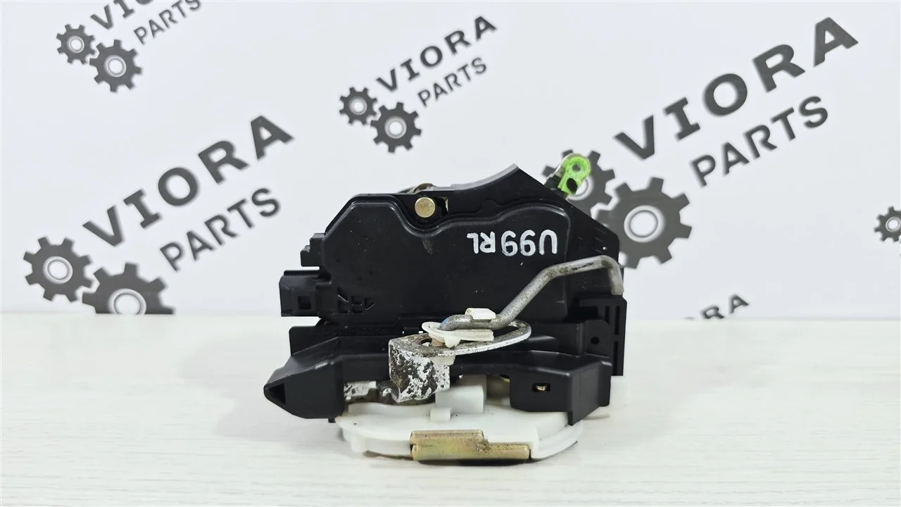 Замок двери Mitsubishi Lancer 9 2007 MN159631 CS3A 4G18, задний левый