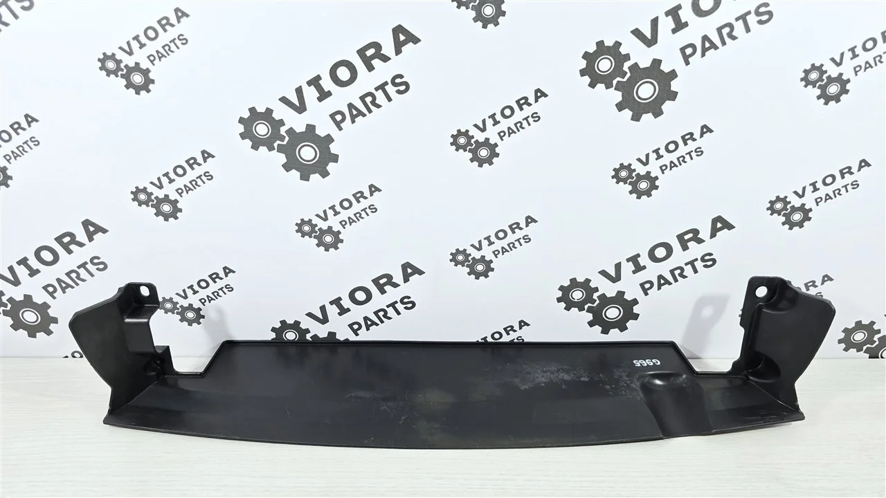 Дефлектор радиатора нижний (МКПП) Ford Fusion 2007 1363593 JU FXJA