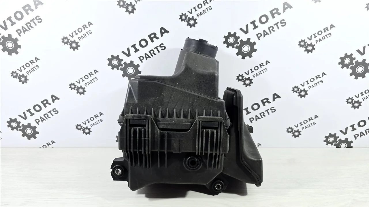 Корпус воздушного фильтра Mitsubishi Lancer 9 2007 MR597046 CS3A 4G18