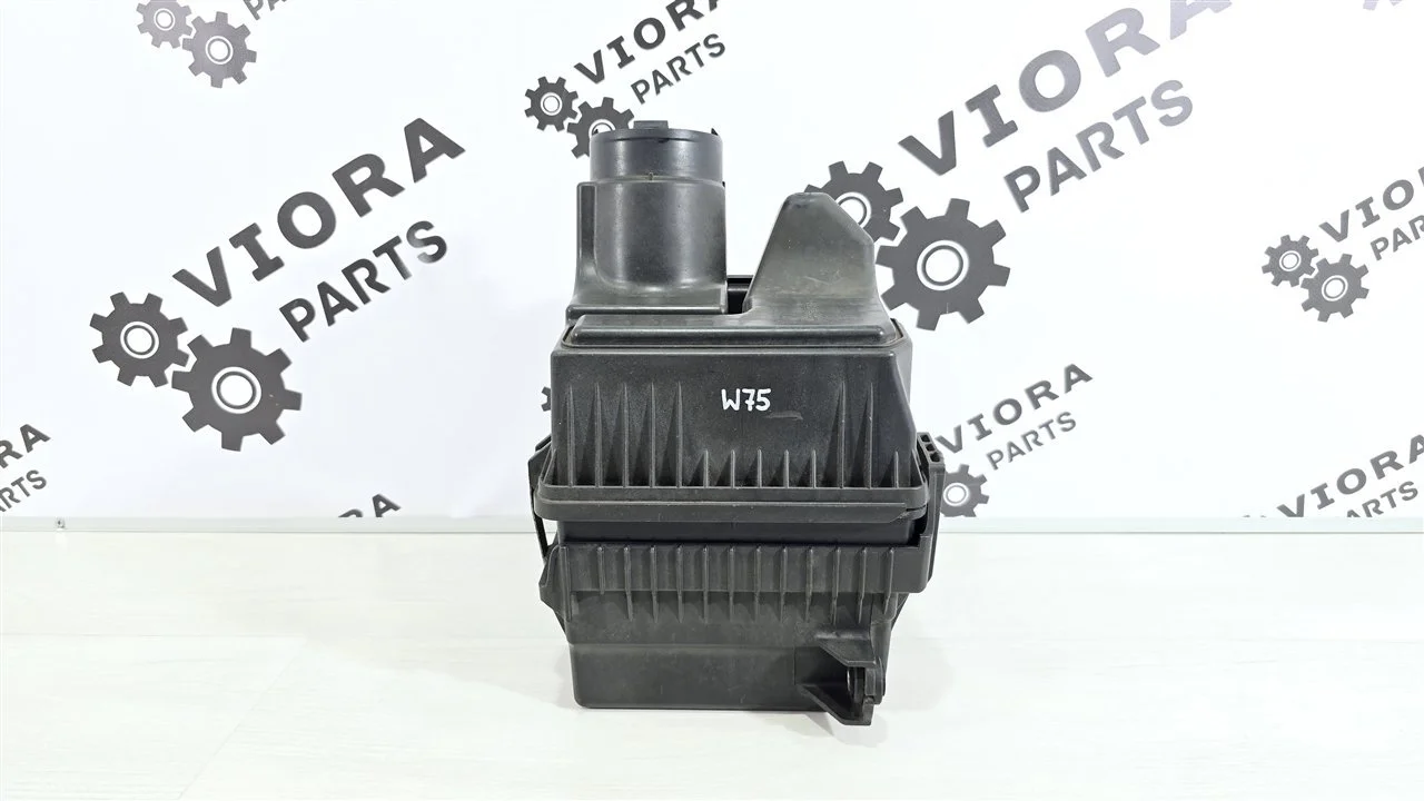 Корпус воздушного фильтра Mitsubishi Lancer 9 2007 MR597046 CS3A 4G18