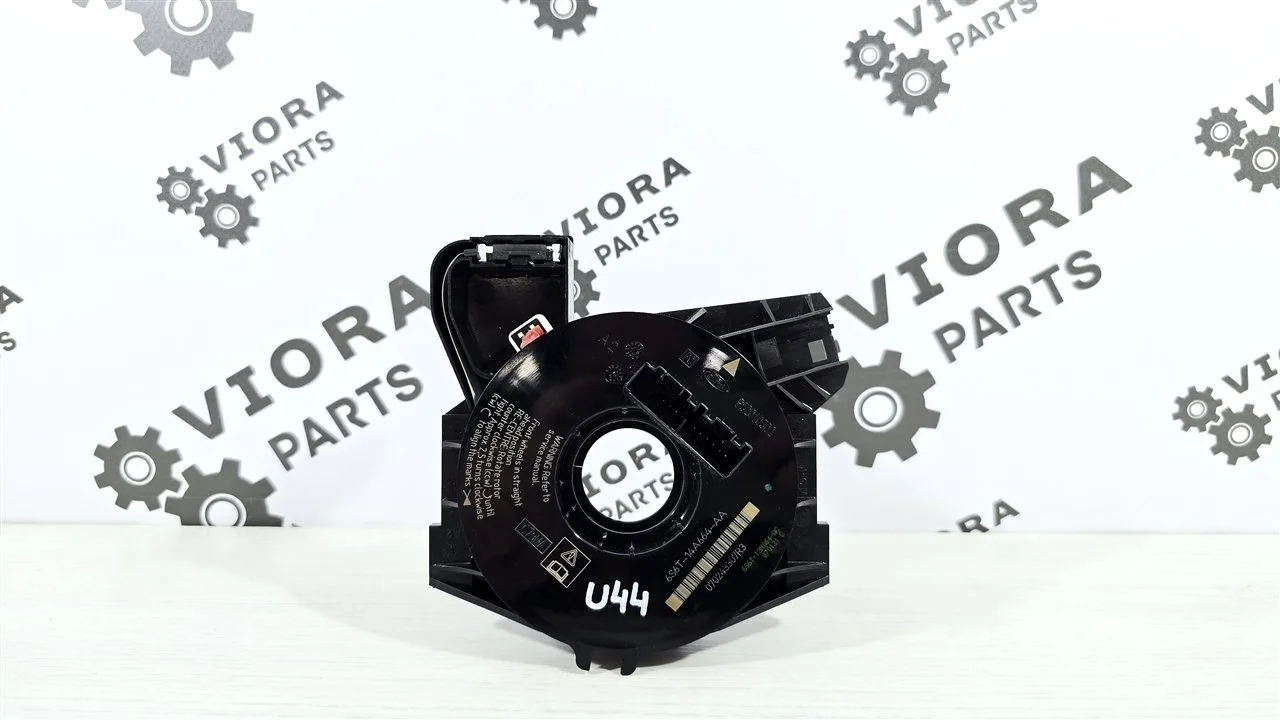 Шлейф подрулевой Ford Fiesta 2007 1364722 MK5 FXJA