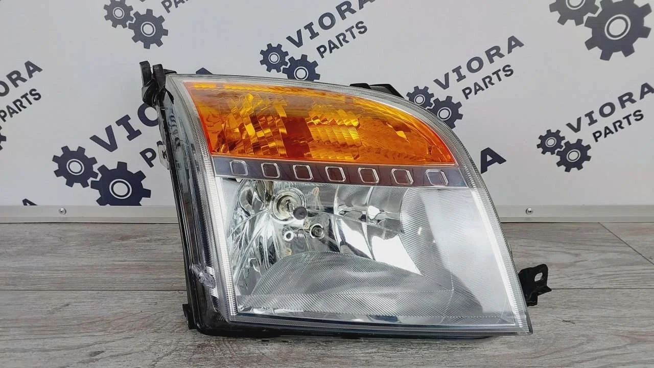 Фара галогеновая Ford Fusion 2006 1547724 JU FXJA, правая