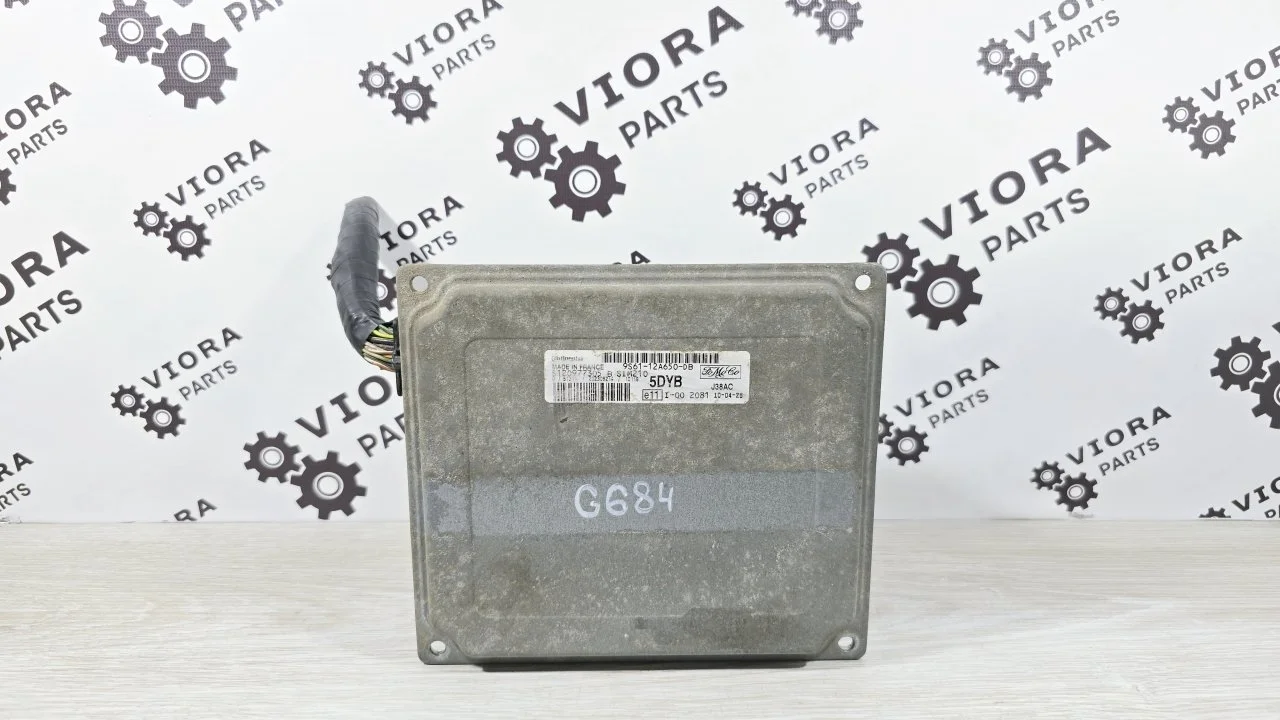 Блок управления двигателем АКПП! Ford Fusion 2010 1360194 JU FYJA