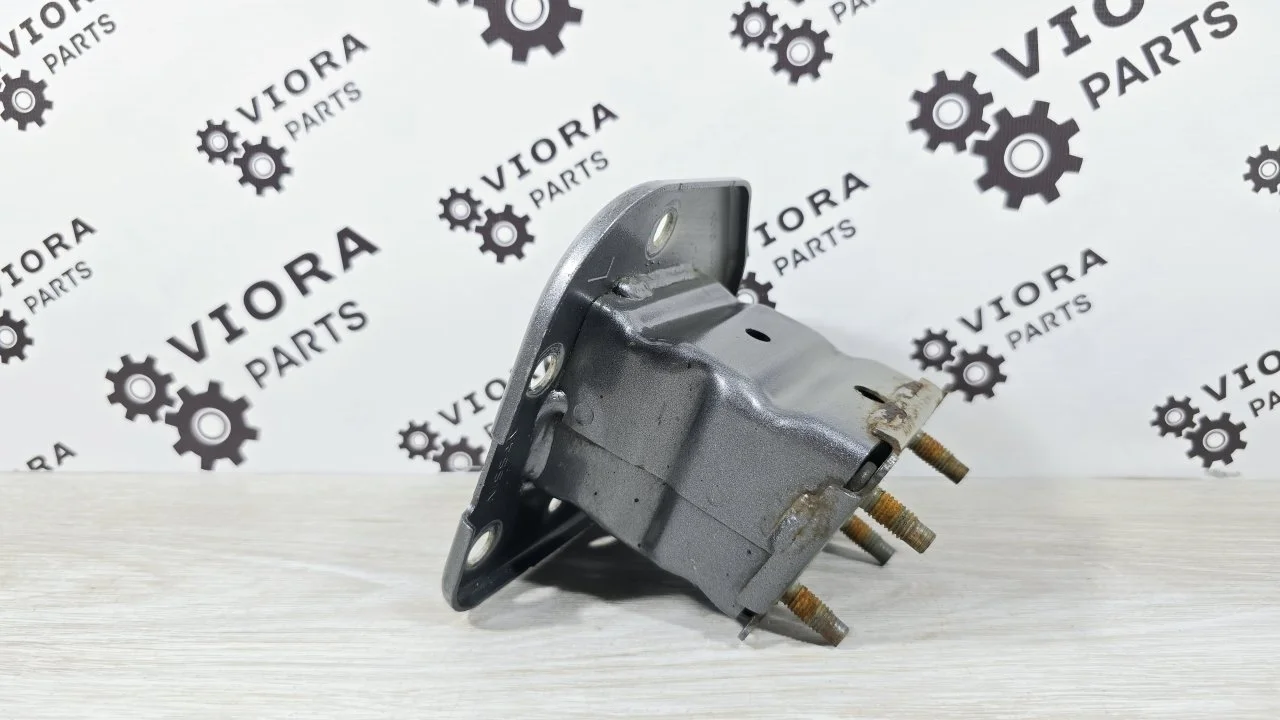 Кронштейн усилителя бампера Nissan Qashqai 2014 H52114EAMA J11 K9K, задний левый