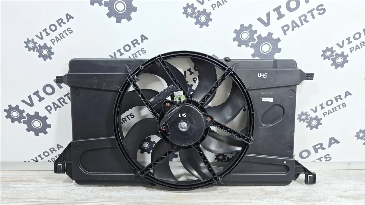 Вентилятор охлаждения Ford Focus 2006 1344539 2 HXDA