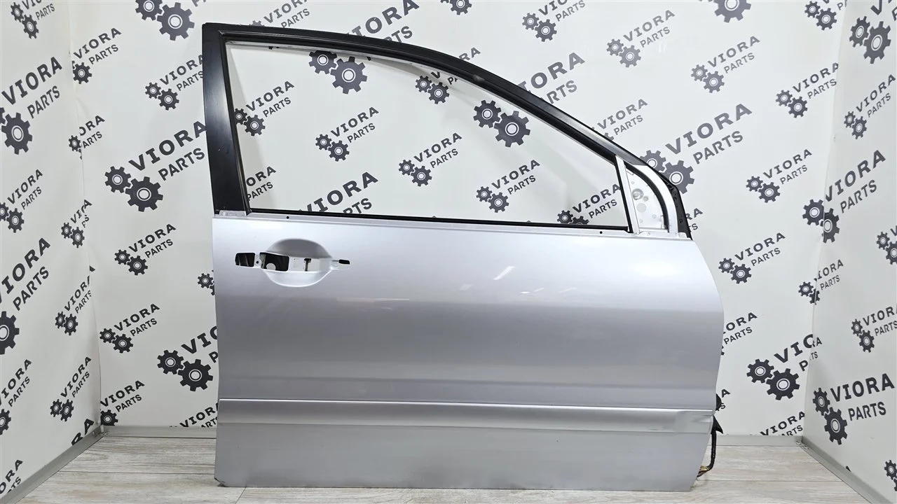 Дверь Mitsubishi Lancer 9 2005 5700A168 CS3W 4G18, передняя правая