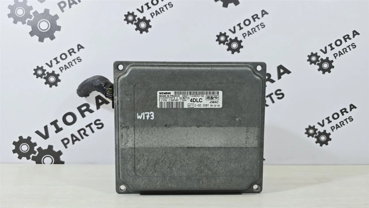 Блок управления двигателем пробег 30к Ford Fusion 2006 1360194 JU FXJA