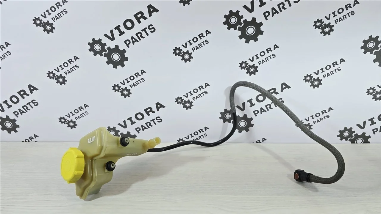 Бачок гидроусилителя руля пробег 30к Ford Fusion 2006 1251765 JU FXJA