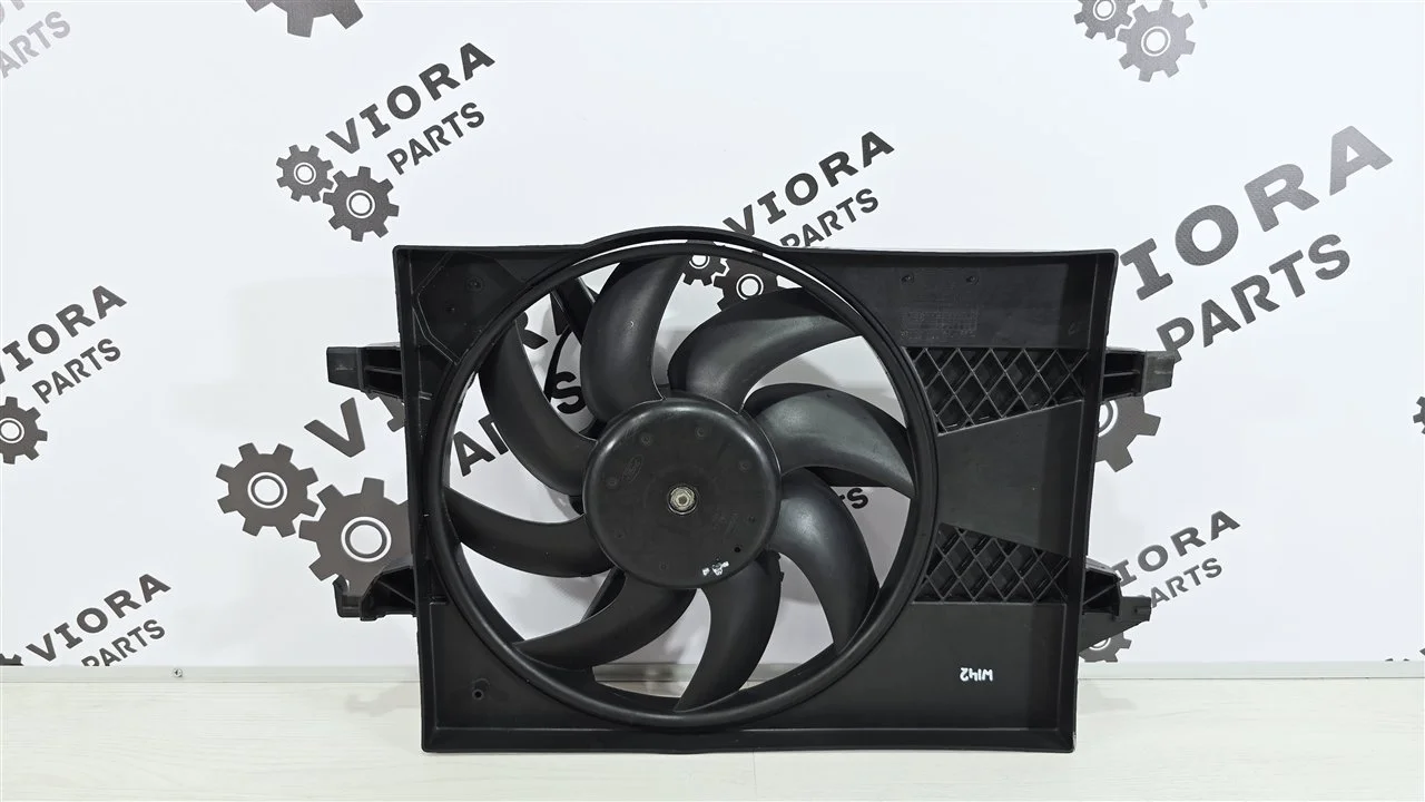 Вентилятор охлаждения Ford Fusion 2012 1494829 JU FXJC