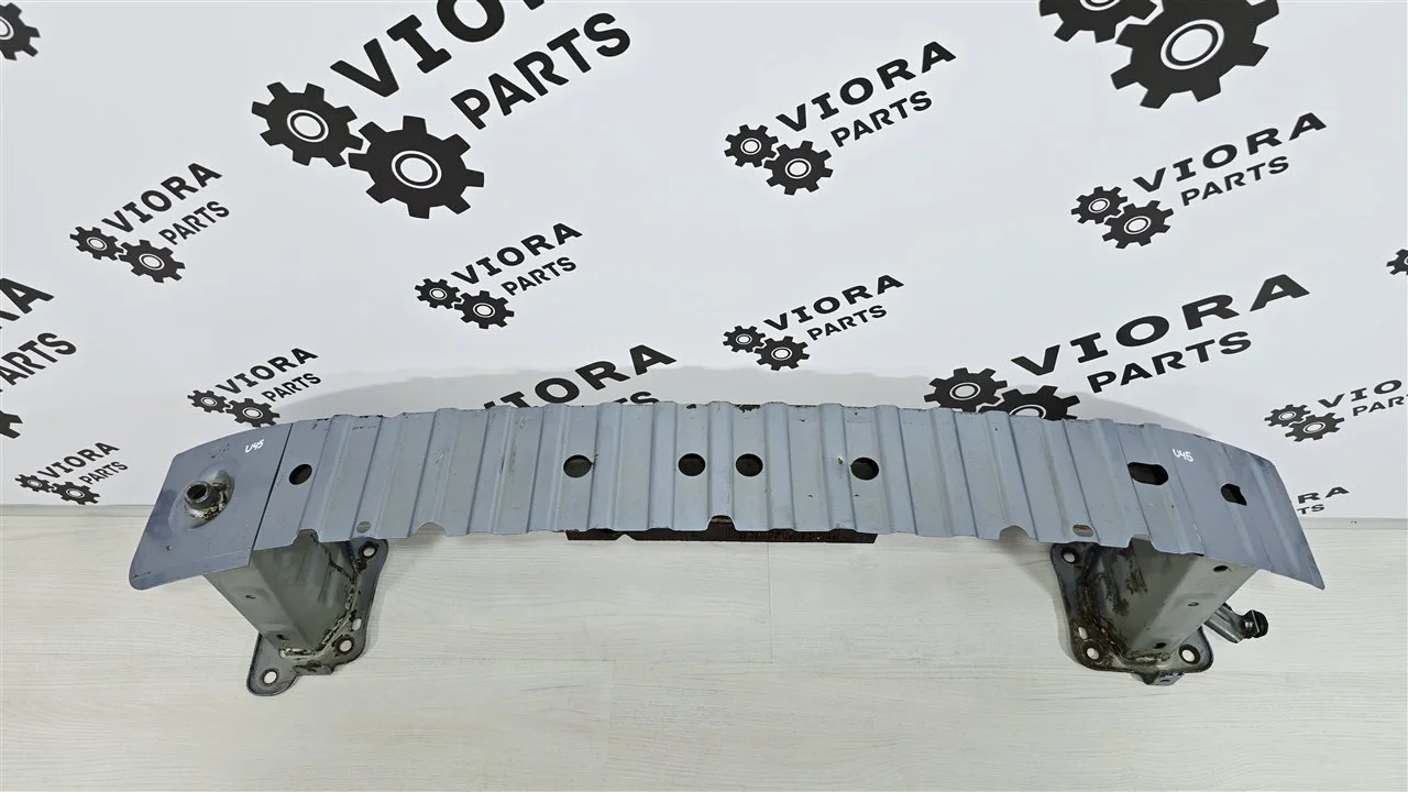 Усилитель бампера Ford Focus 2006 1540638 2 HXDA, передний