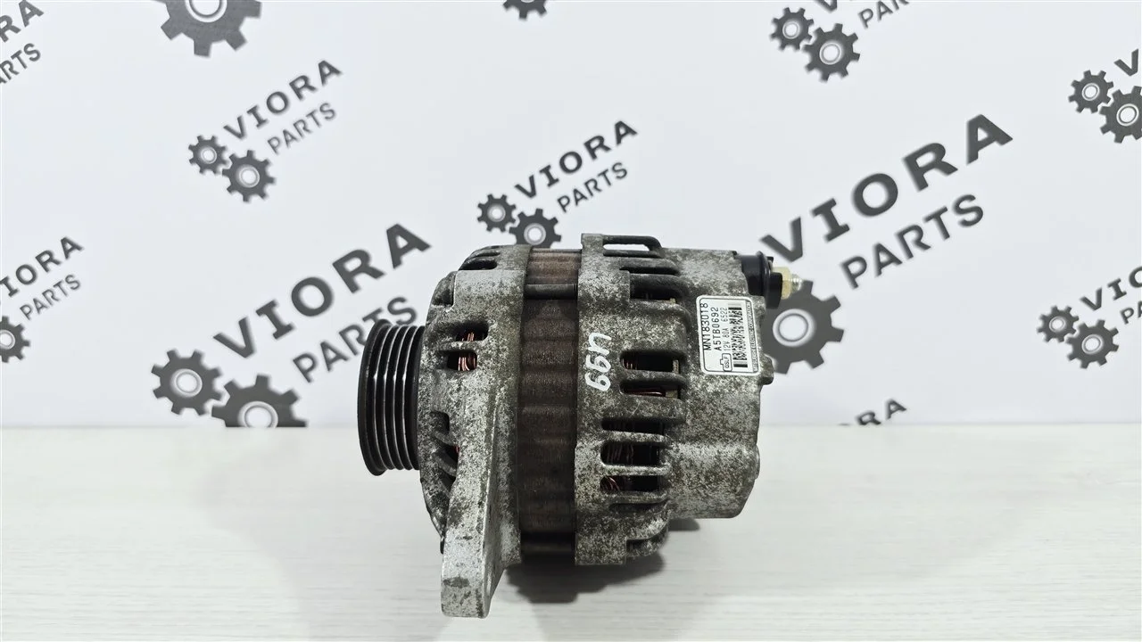 Генератор пробег 30к Mitsubishi Lancer 9 2007 MN183018 CS3A 4G18